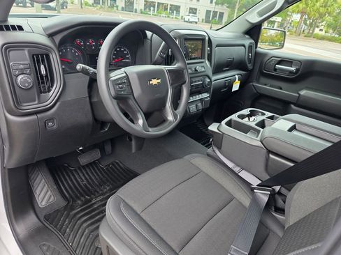 New 2026 Chevrolet Silverado 1500 Custom RWD image 10