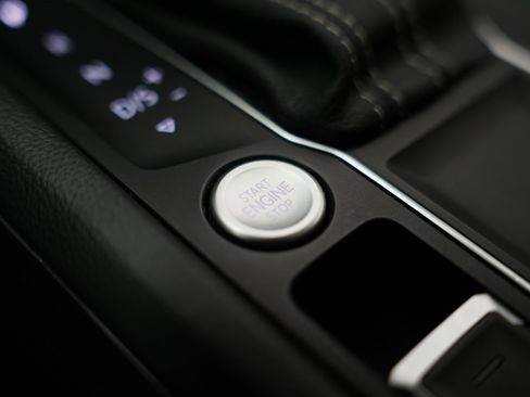 Used 2022 Volkswagen Atlas SE image 30