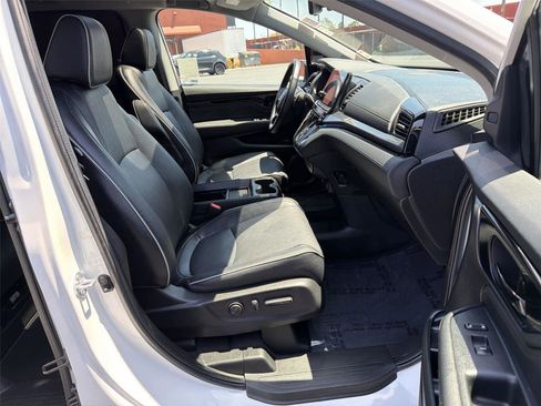 Used 2024 Honda Odyssey Elite image 15