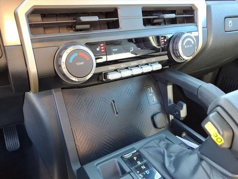 New 2026 Toyota Tacoma SR5 image 15