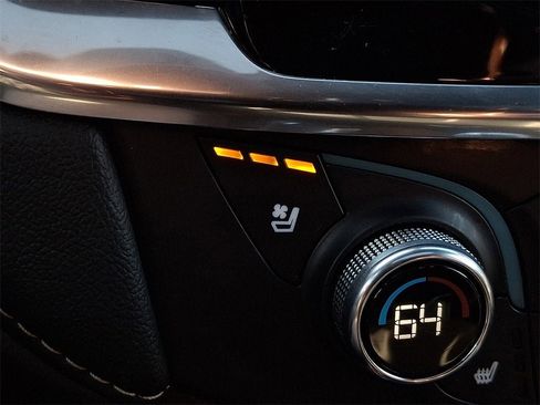 Certified 2023 Chevrolet Traverse Premier w/ Redline Edition image 26