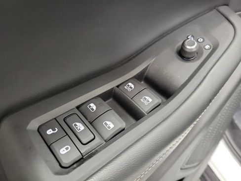 Used 2023 Jeep Grand Cherokee L Limited w/ Black Appearance Package AWD/4WD image 20