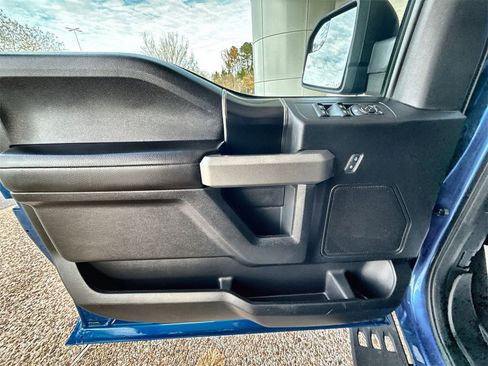 Used 2018 Ford F150 Raptor w/ Equipment Group 801A Mid image 20