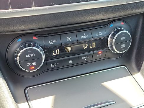 Used 2020 Mercedes-Benz GLA 250 4MATIC image 28