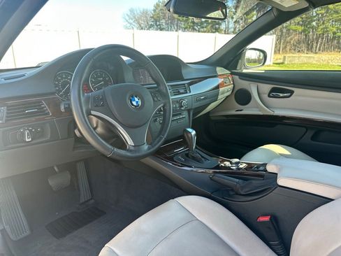 Used 2013 BMW 328i Convertible image 20