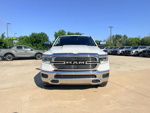 Used 2022 RAM 1500 Laramie AWD/4WD image 2