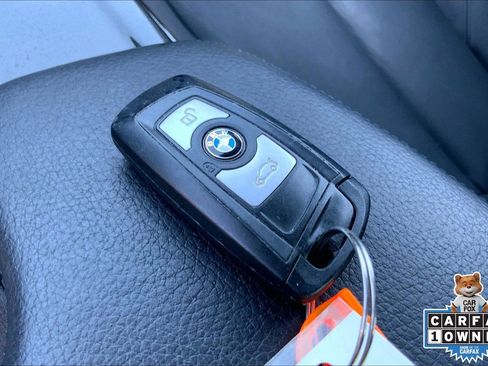 Used 2015 BMW 328i xDrive Sedan AWD/4WD image 15