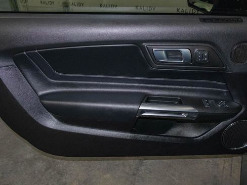 Used 2022 Ford Mustang Premium w/ Equipment Group 201A image 10