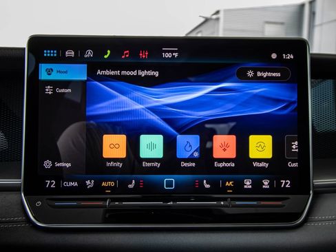 New 2026 Volkswagen Tiguan SE R-Line FWD image 47