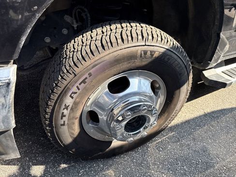 Used 2024 Ford F350 Lariat w/ Chrome Package AWD/4WD image 5