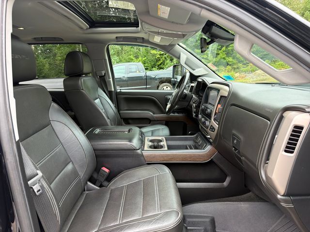 Used 2018 GMC Sierra 3500 Denali w/ Duramax Plus Package AWD/4WD image 29