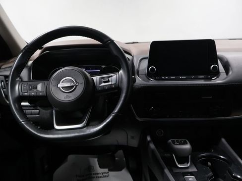 Used 2023 Nissan Rogue SV w/ SV Premium B Package image 19