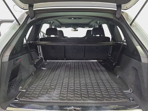 Used 2023 Audi SQ7 Prestige AWD/4WD image 14