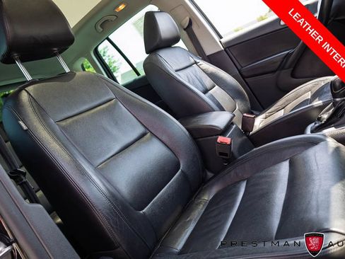Used 2017 Volkswagen Tiguan Sport AWD/4WD image 4