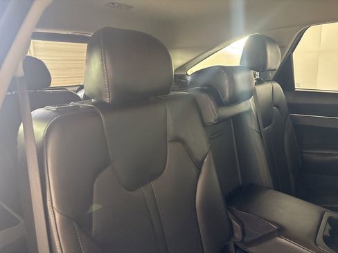 Used 2022 Kia Sorento S image 27