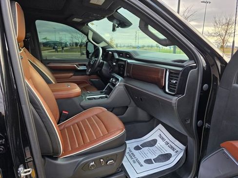 Used 2024 GMC Sierra 3500 Denali Ultimate w/ LPO, GMC Protection Package image 28