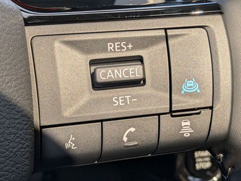 New 2026 Nissan Pathfinder Platinum AWD/4WD image 15