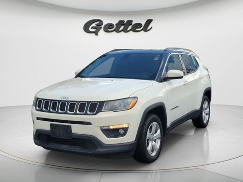 Used 2019 Jeep Compass Latitude w/ Popular Equipment Group AWD/4WD image 1