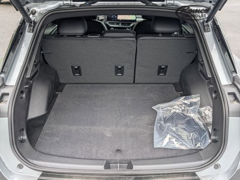 New 2025 Chevrolet Equinox EV RS image 29