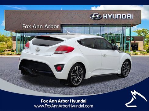 Used 2016 Hyundai Veloster Turbo image 5