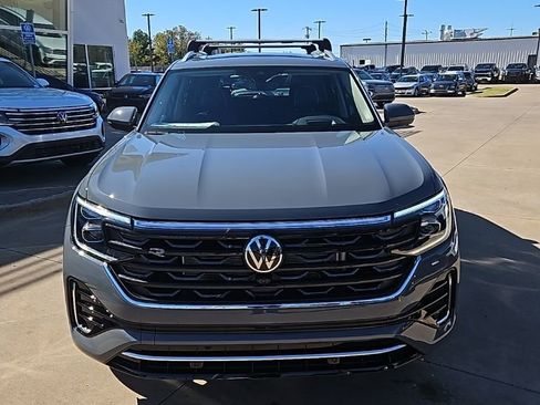 New 2026 Volkswagen Atlas SEL Premium R-Line AWD/4WD image 2