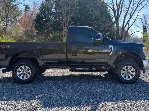 Used 2020 Ford F350 XLT w/ XLT Value Package image 10