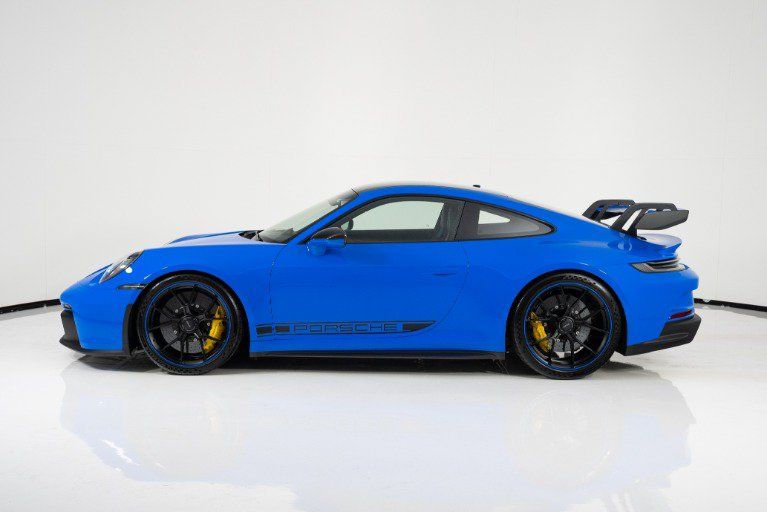 Used 2022 Porsche 911 GT3 RWD image 2