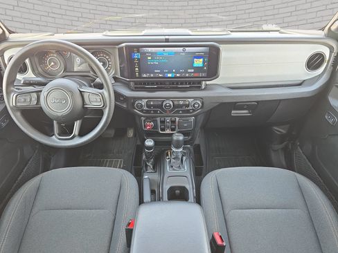 Used 2025 Jeep Gladiator Sport AWD/4WD image 10