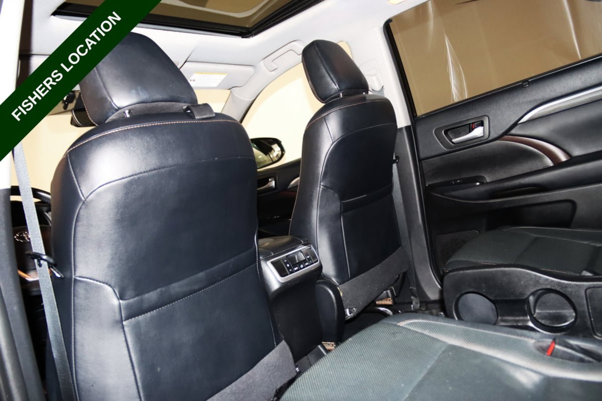 Used 2019 Toyota Highlander Limited AWD/4WD image 48