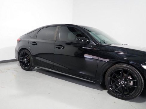 Used 2024 Honda Civic Sport Hatchback image 39