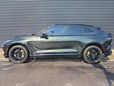 Used 2023 Aston Martin DBX 707 AWD/4WD image 2