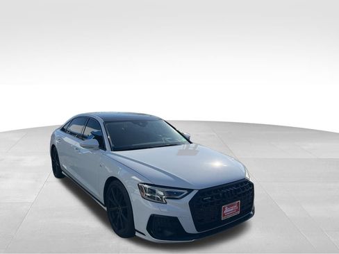 Used 2022 Audi A8 L 3.0T w/ Executive Package image 31