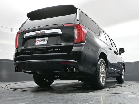 Used 2021 GMC Yukon XL Denali w/ Advanced Technology Package image 46