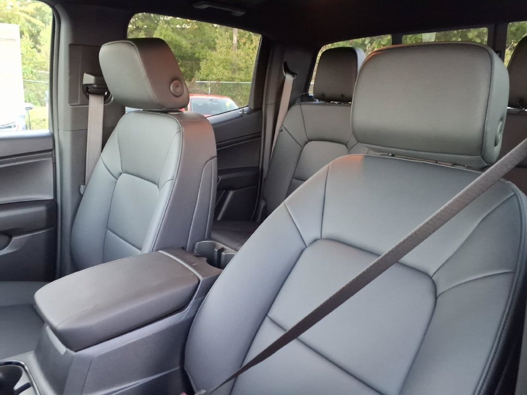 New 2026 Chevrolet Colorado Trail Boss AWD/4WD image 13