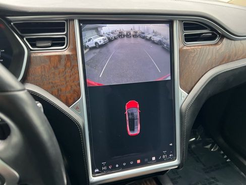 Used 2016 Tesla Model X 90D image 29