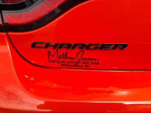 Used 2023 Dodge Charger SXT w/ Blacktop Package image 7