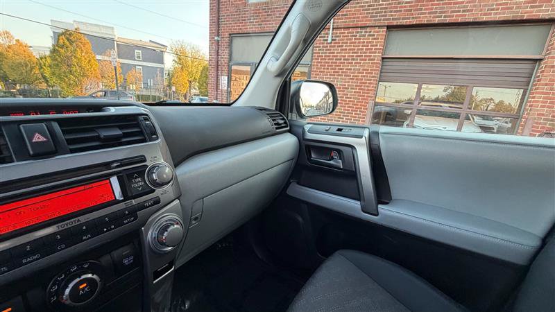 Used 2011 Toyota 4Runner Trail AWD/4WD image 38