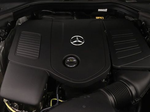 New 2026 Mercedes-Benz GLC 300 image 11