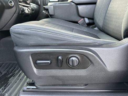 Used 2019 Chevrolet Silverado 1500 LT w/ All-Star Edition image 12