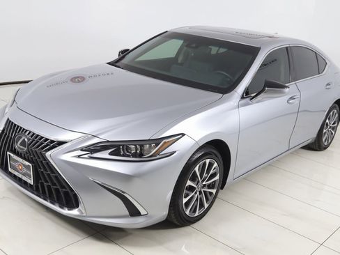 Used 2024 Lexus ES 350 w/ Accessory Package (Z2) image 21