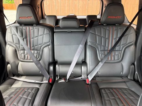 Used 2025 Nissan Armada PRO-4X AWD/4WD image 32