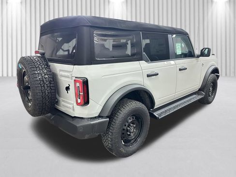 New 2026 Ford Bronco Outer Banks AWD/4WD image 5