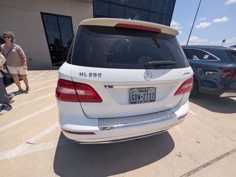 Used 2015 Mercedes-Benz ML 350 4MATIC image 5