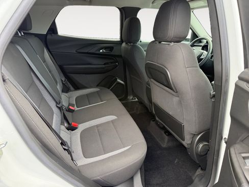 Used 2023 Chevrolet TrailBlazer LT w/ Convenience Package image 18