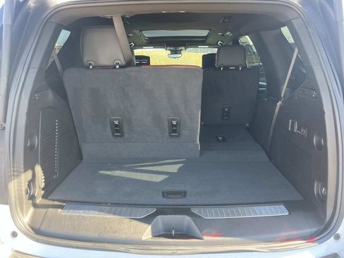 Used 2024 GMC Yukon Denali Ultimate image 10