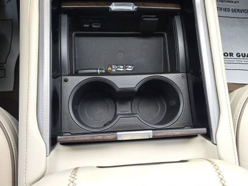 Used 2021 GMC Yukon XL Denali image 18