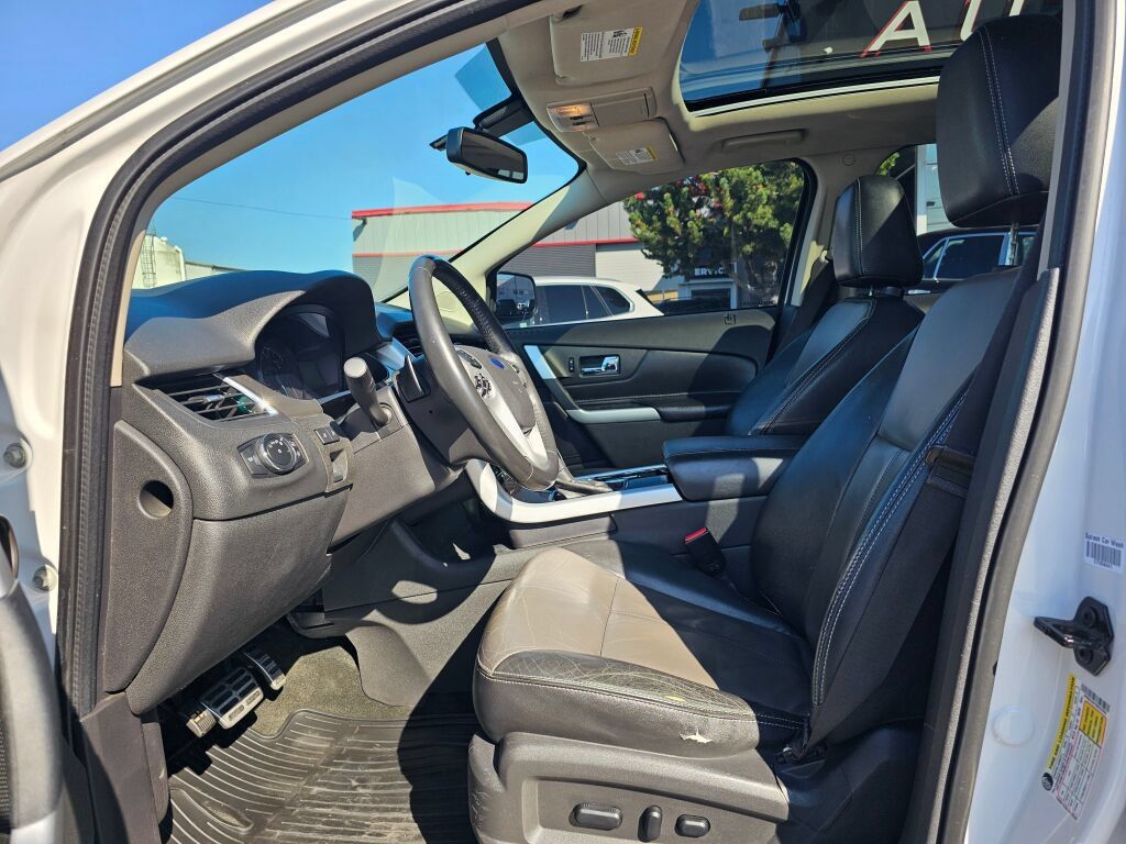 Used 2011 Ford Edge Sport w/ Driver Entry Pkg AWD/4WD image 24