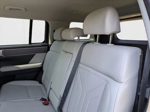 New 2026 Hyundai Santa Fe SEL image 18