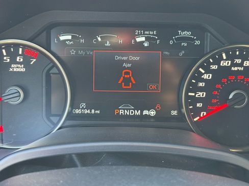 Used 2019 Ford F150 Raptor w/ Equipment Group 802A Luxury image 27