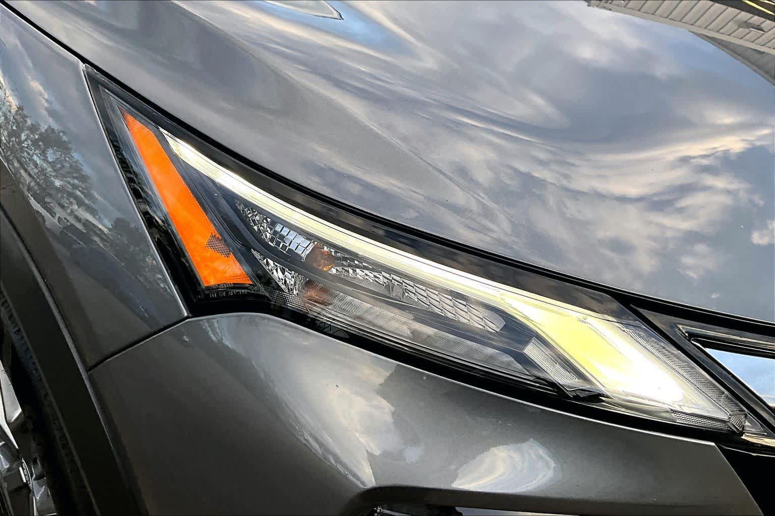 Certified 2024 Nissan Rogue S FWD image 28